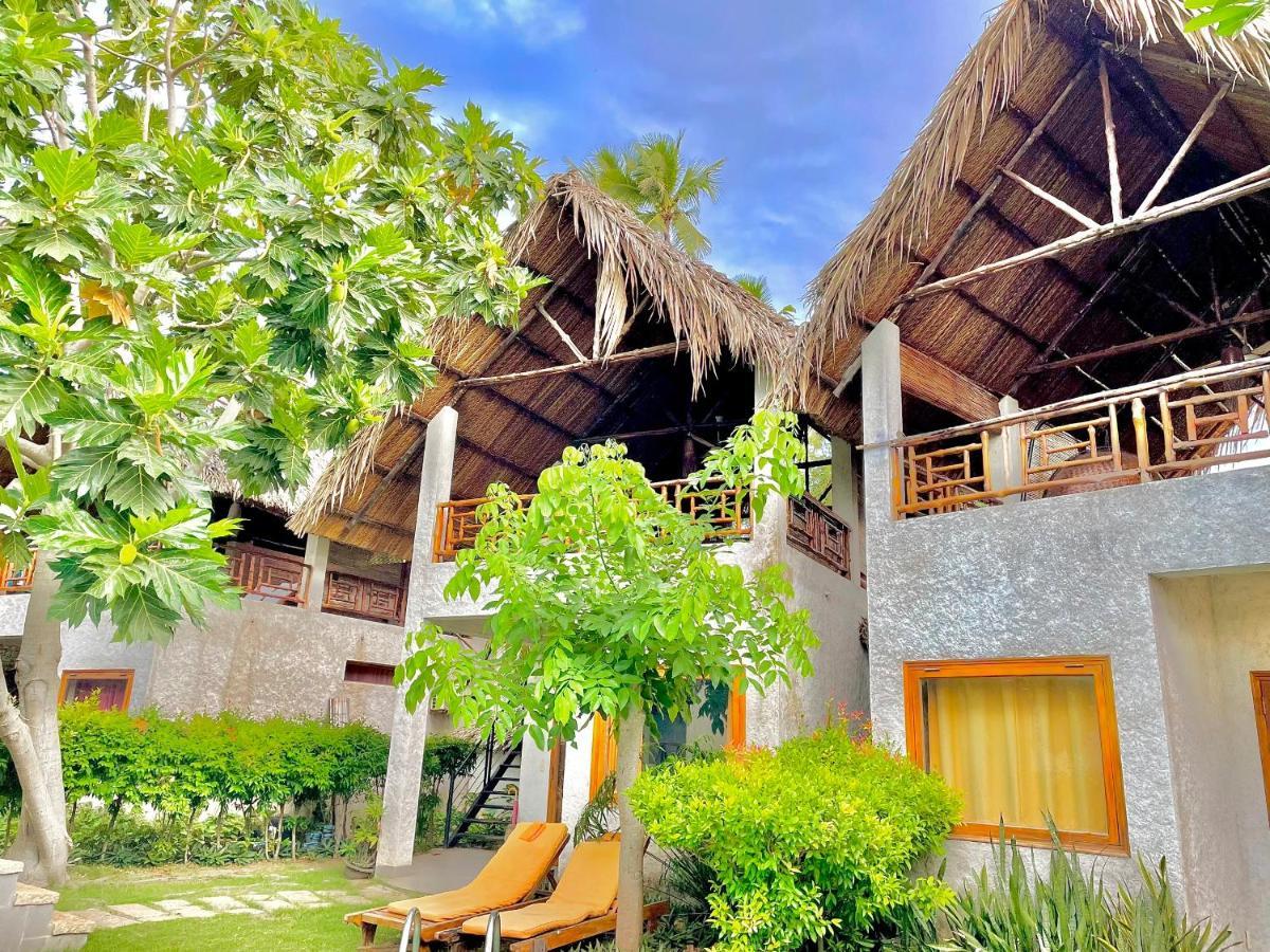 Lang Ca Voi Ll The Whales Village Ll Mui Ne Фантхьет Экстерьер фото
