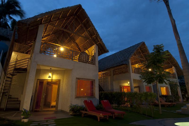 Lang Ca Voi Ll The Whales Village Ll Mui Ne Фантхьет Экстерьер фото